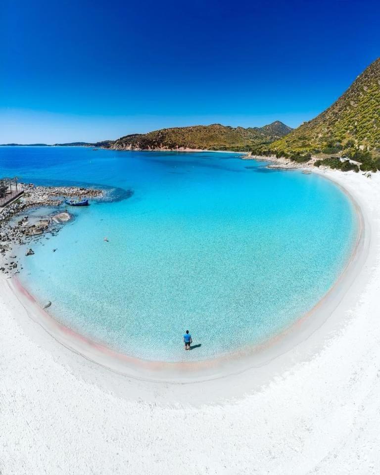 Home Vicinissima Alle Favolose Spiagge Di Villasimius Kültér fotó